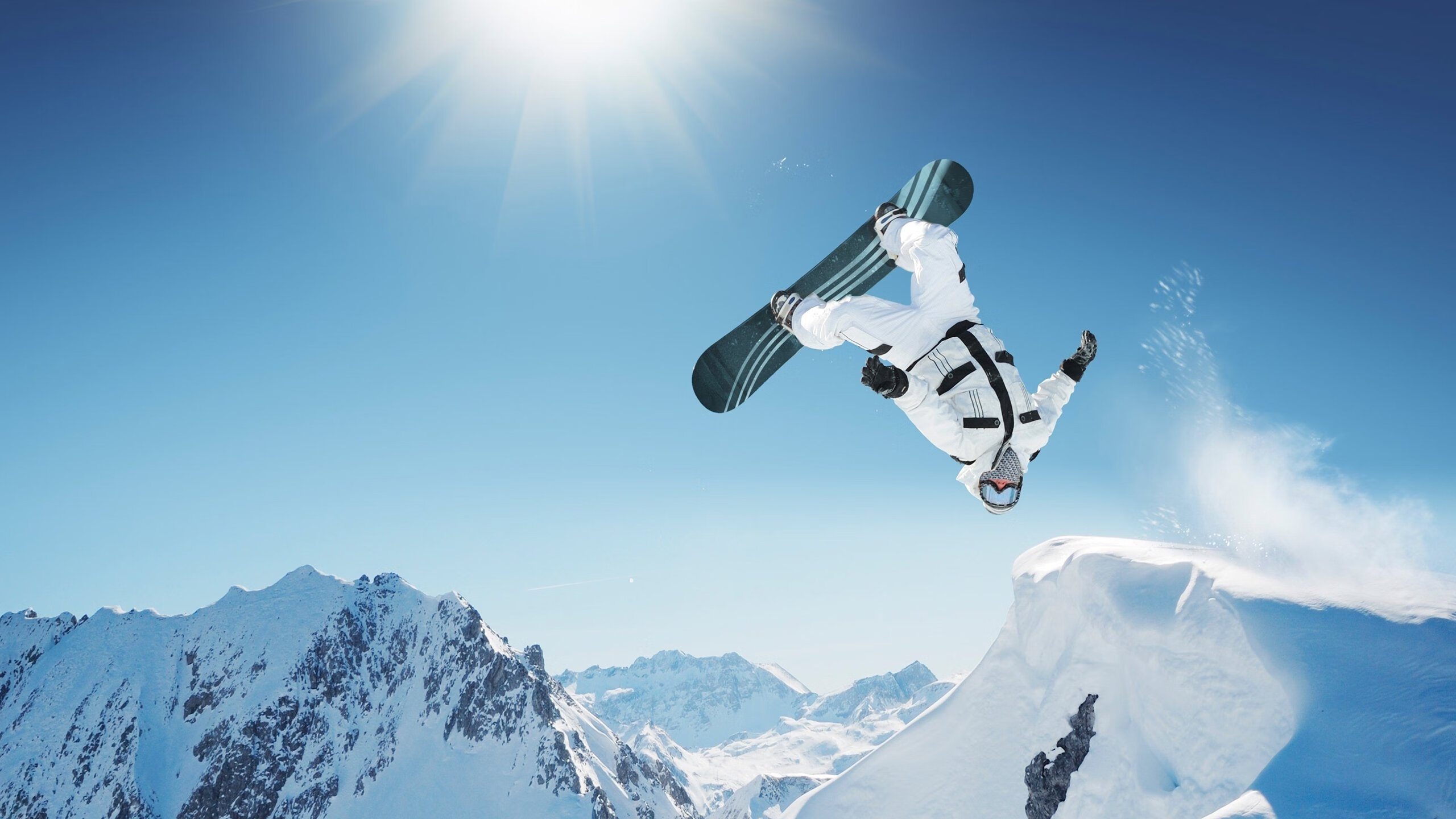 赛道与球场,F1揭幕战之夜与欧文的攻防转换艺术