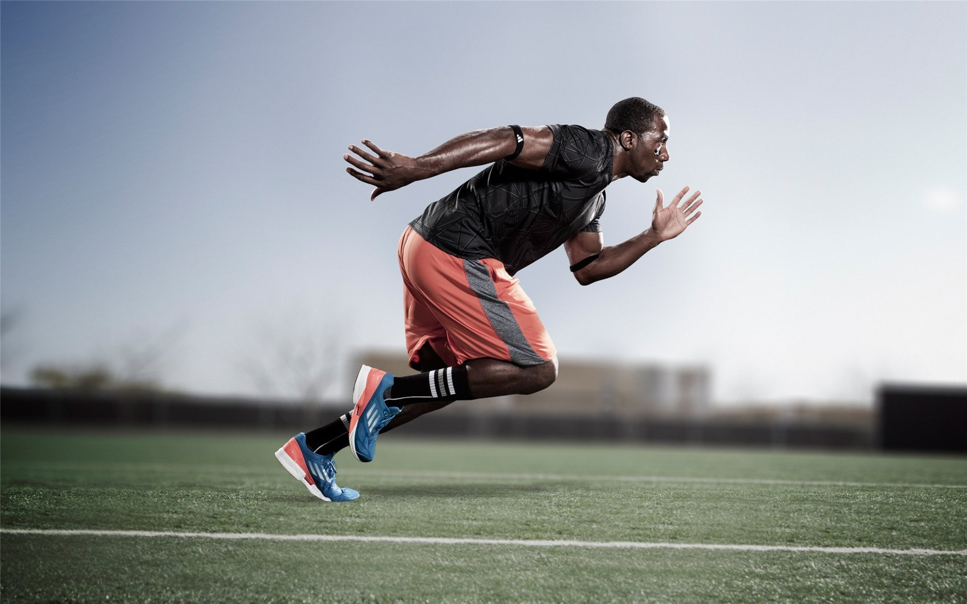 格纳布里爆发,喀麦隆击败苏格兰,非洲雄狮的觉醒与足球版图的重构