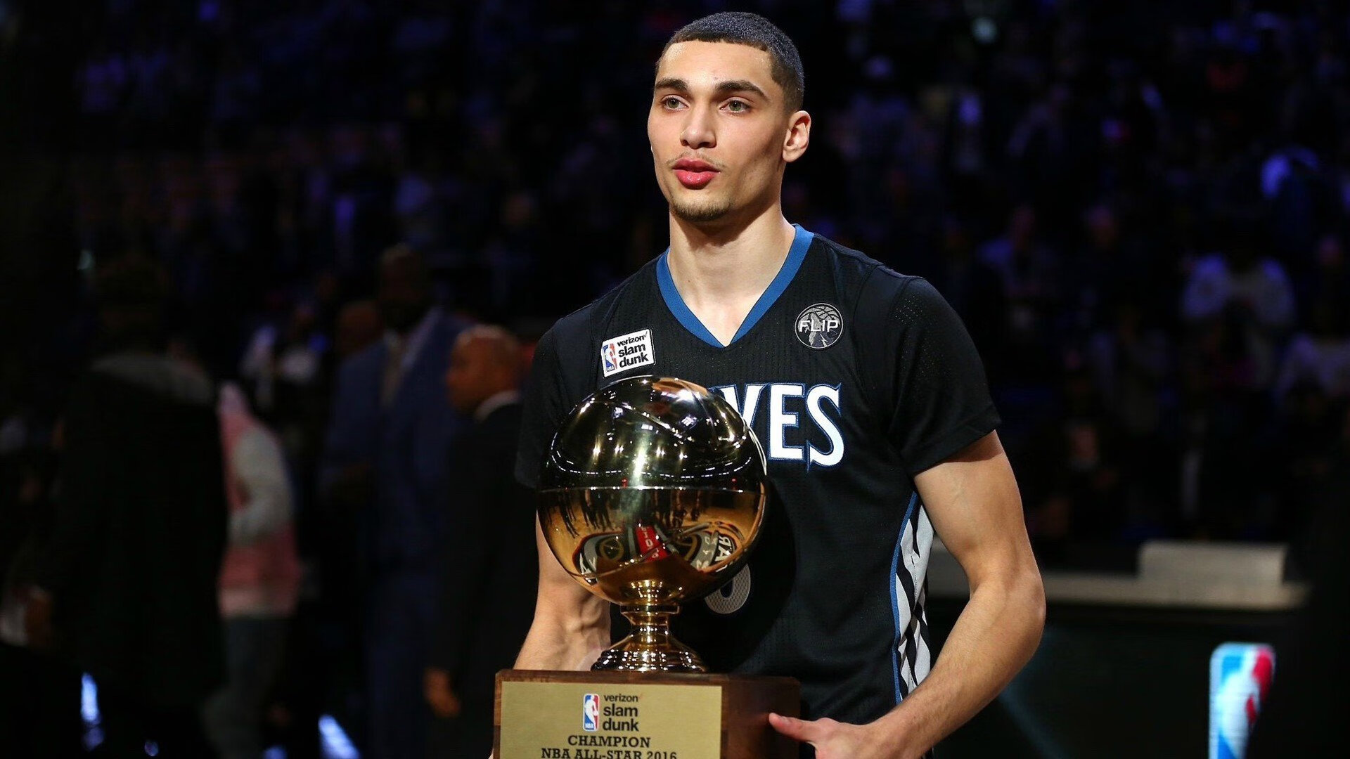 黄蜂碾压森林狼,贝恩成为关键先生