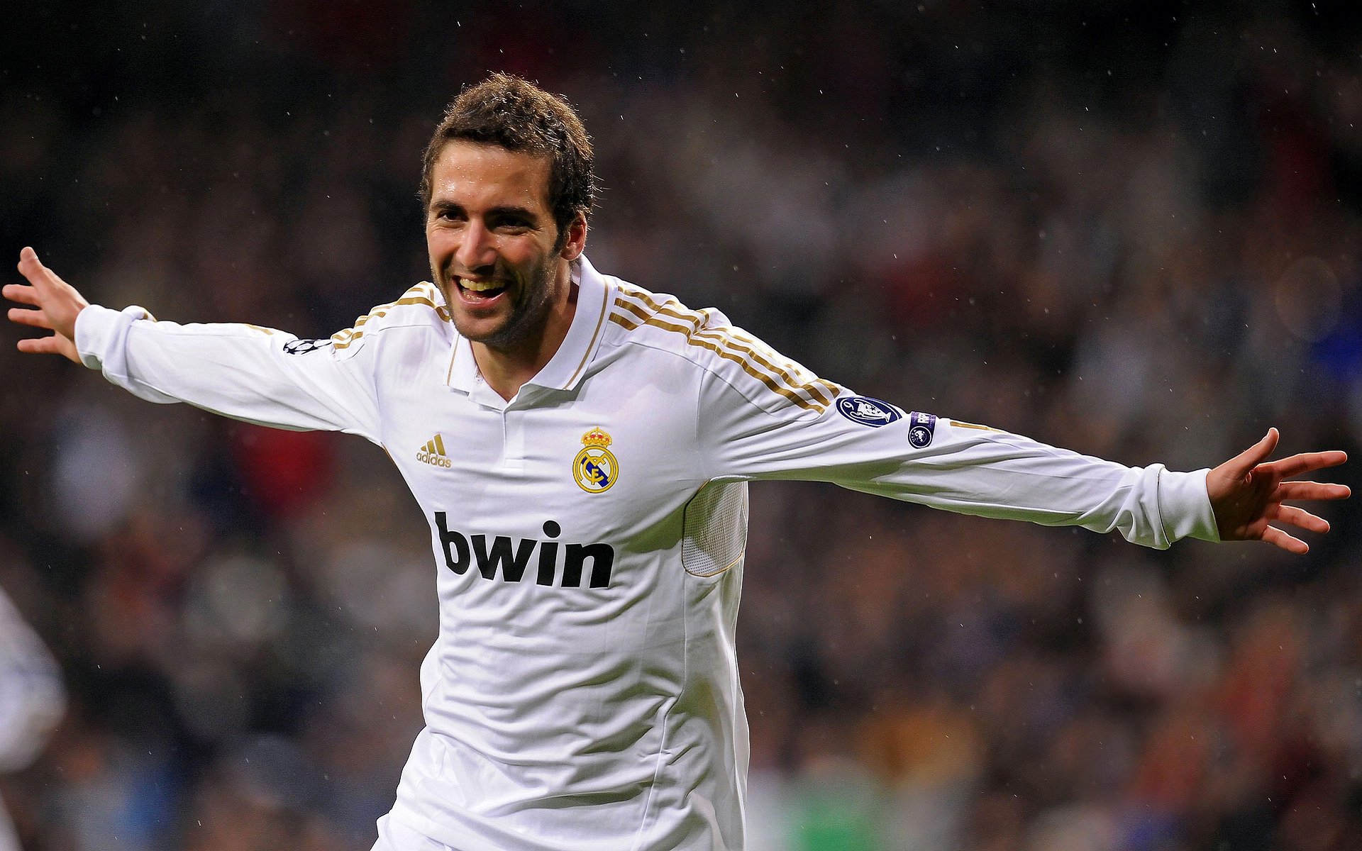 格鲁吉亚风暴，当克瓦拉茨赫利亚的节奏成为亚洲足球的镜子